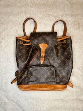 Louis Vuitton Monogram Montsouris Backpack MM M51136
